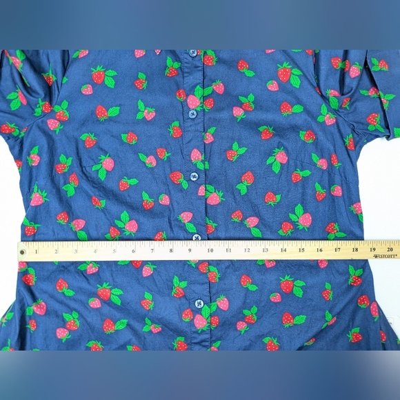 Kate Spade tossed strawberry shirt dress size M - Picture 11 of 14